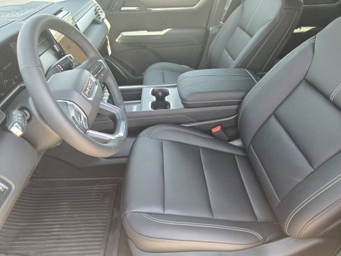 New 2026 GMC Acadia Elevation w/ Black Edition image 9