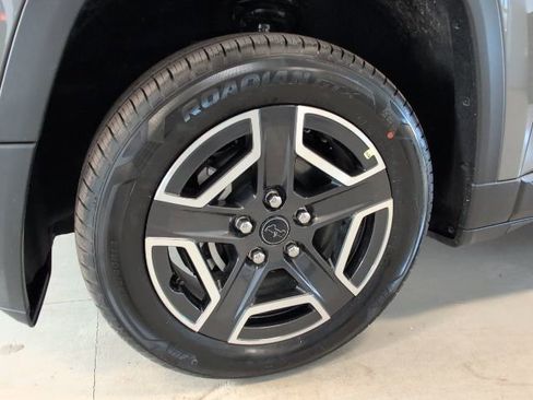 New 2026 Jeep Cherokee Laredo AWD/4WD image 9