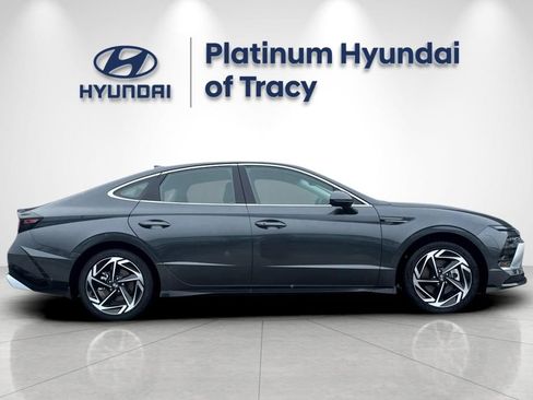 New 2026 Hyundai Sonata SEL FWD image 3
