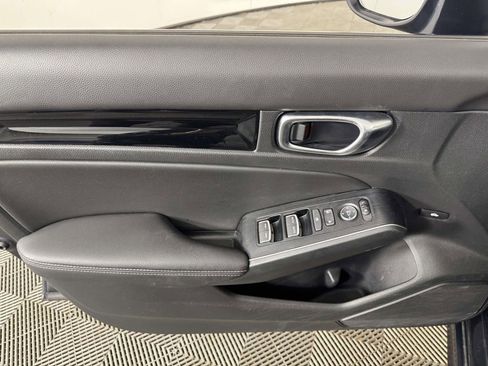 Used 2024 Honda Civic Touring image 17