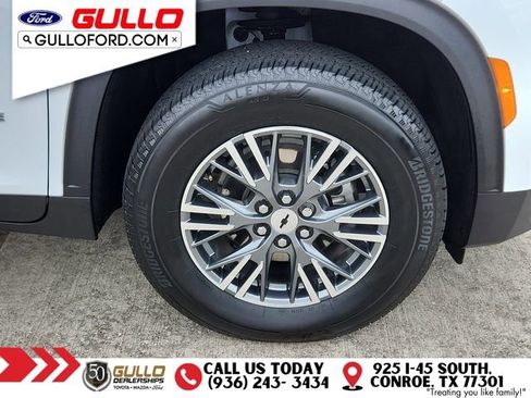 Used 2024 Chevrolet Traverse LT FWD image 31