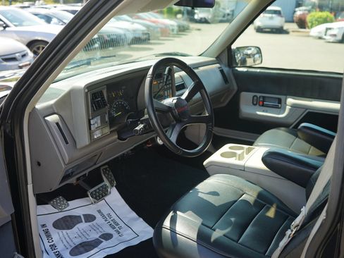 Used 1994 Chevrolet Silverado 3500 2WD Crew Cab image 10
