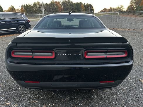 Used 2016 Dodge Challenger R/T Plus image 5