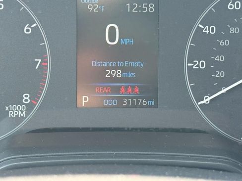 Used 2023 Toyota Corolla SE w/ SE Premium Package FWD image 29