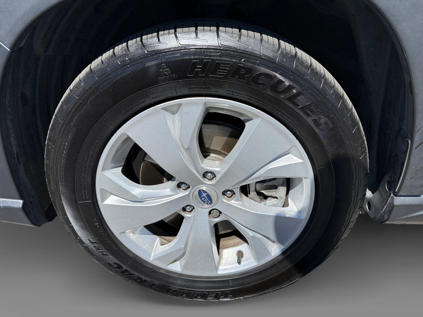 Used 2021 Subaru Ascent 8-Passenger AWD/4WD image 9