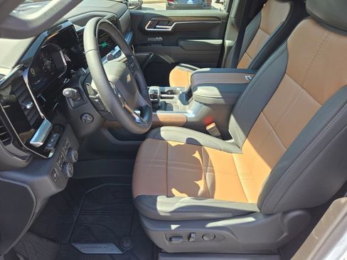 New 2026 Chevrolet Silverado 1500 High Country AWD/4WD image 6