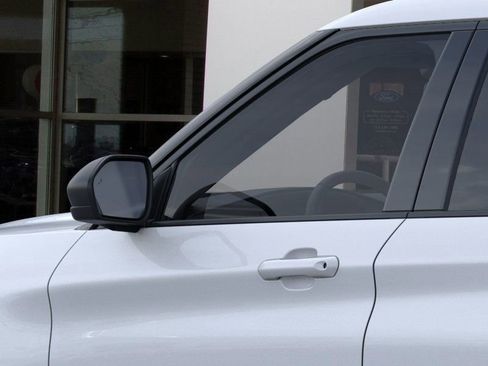 New 2026 Ford Explorer Active image 22