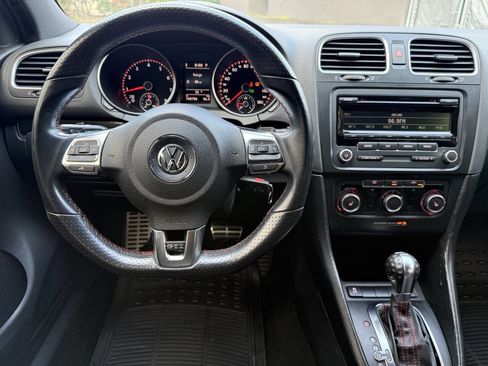 Used 2014 Volkswagen GTI Wolfsburg Edition image 22