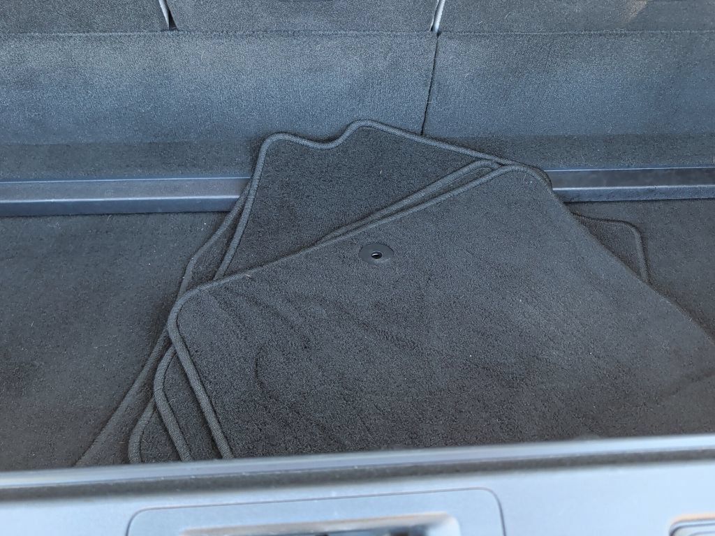 Used 2025 Ford Expedition Active RWD image 7