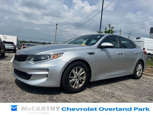 Used 2018 Kia Optima LX FWD image 7