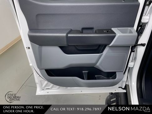 Used 2022 Ford F150 Lightning Pro image 36