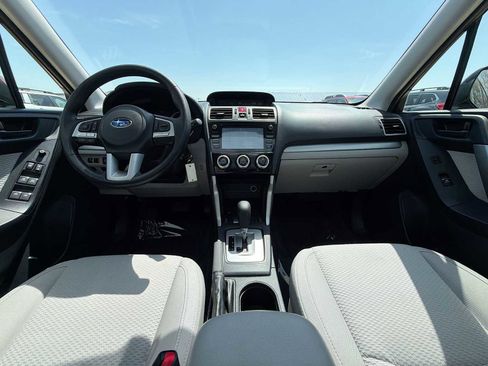 Used 2017 Subaru Forester 2.5i Premium w/ All-Weather Package AWD/4WD image 12