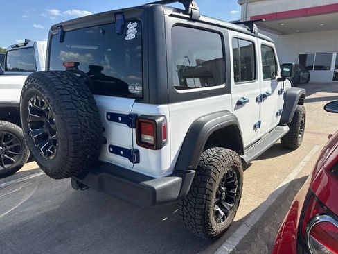 Used 2021 Jeep Wrangler Unlimited Sport AWD/4WD image 2