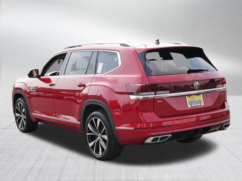 Used 2024 Volkswagen Atlas SEL Premium R-Line AWD/4WD image 5