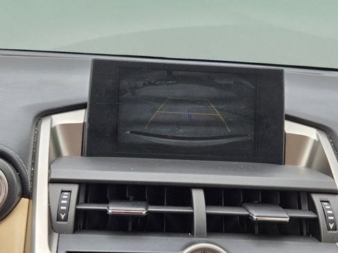 Used 2016 Lexus NX 200t FWD image 17