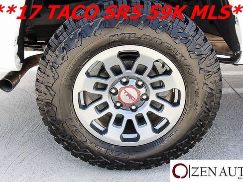 Used 2017 Toyota Tacoma SR5 w/ Tow Package RWD image 47
