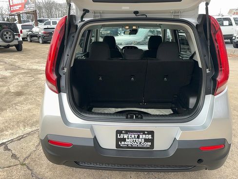 Used 2020 Kia Soul S image 10