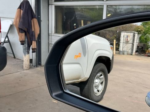 Used 2025 Volkswagen Taos S image 18