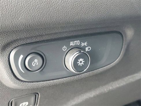Certified 2024 GMC Terrain SLE image 14