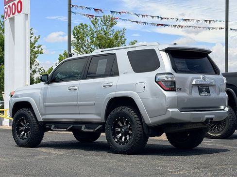 Used 2018 Toyota 4Runner SR5 Premium AWD/4WD image 35