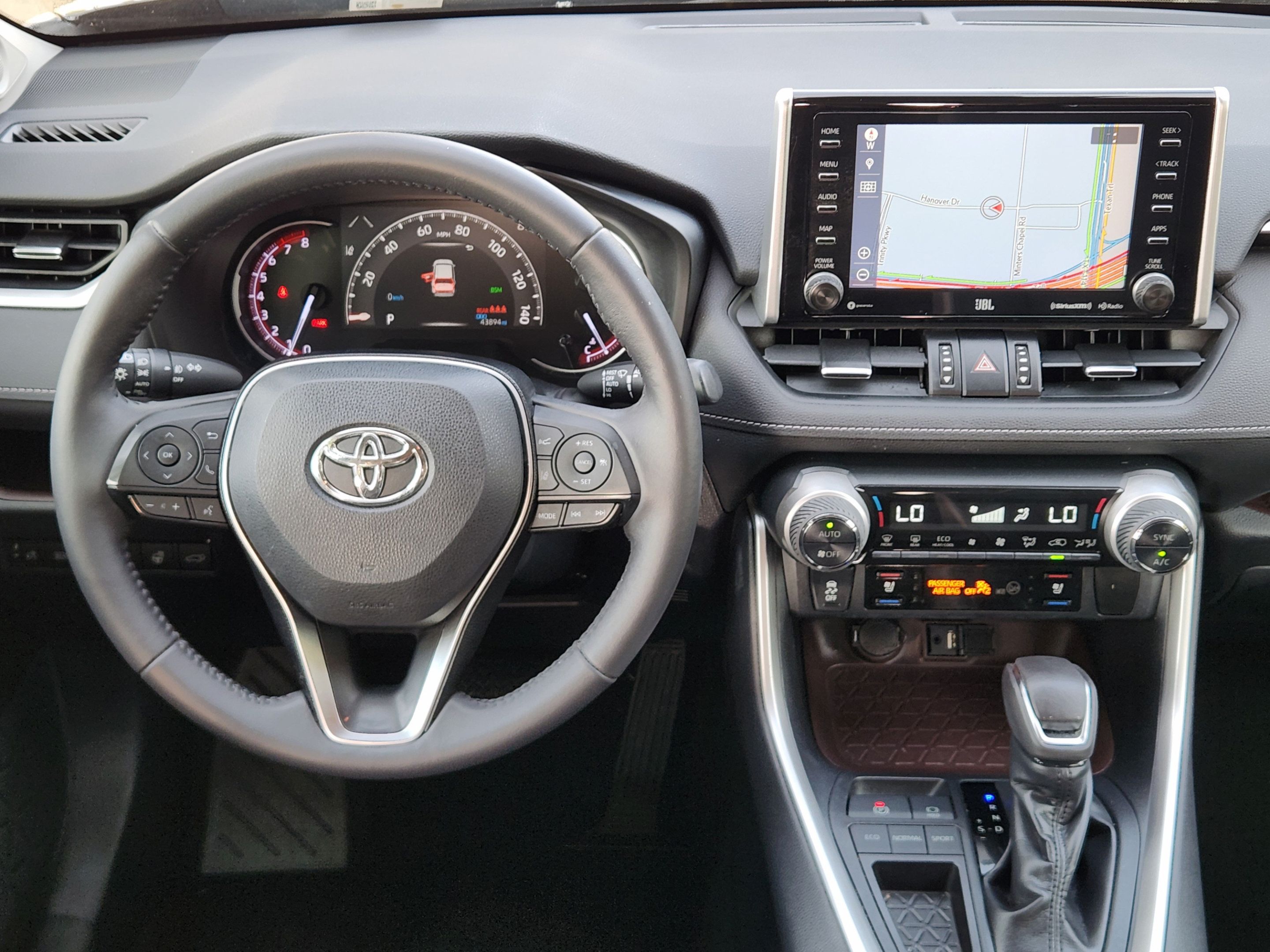Used 2019 Toyota RAV4 Limited w/ Cold Weather Package FWD image 23