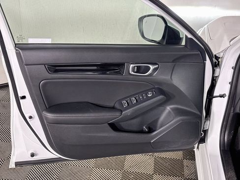 Used 2023 Honda Civic EX-L image 10