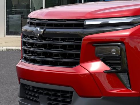 New 2026 Chevrolet Traverse LT w/ Midnight/Sport Edition FWD image 13