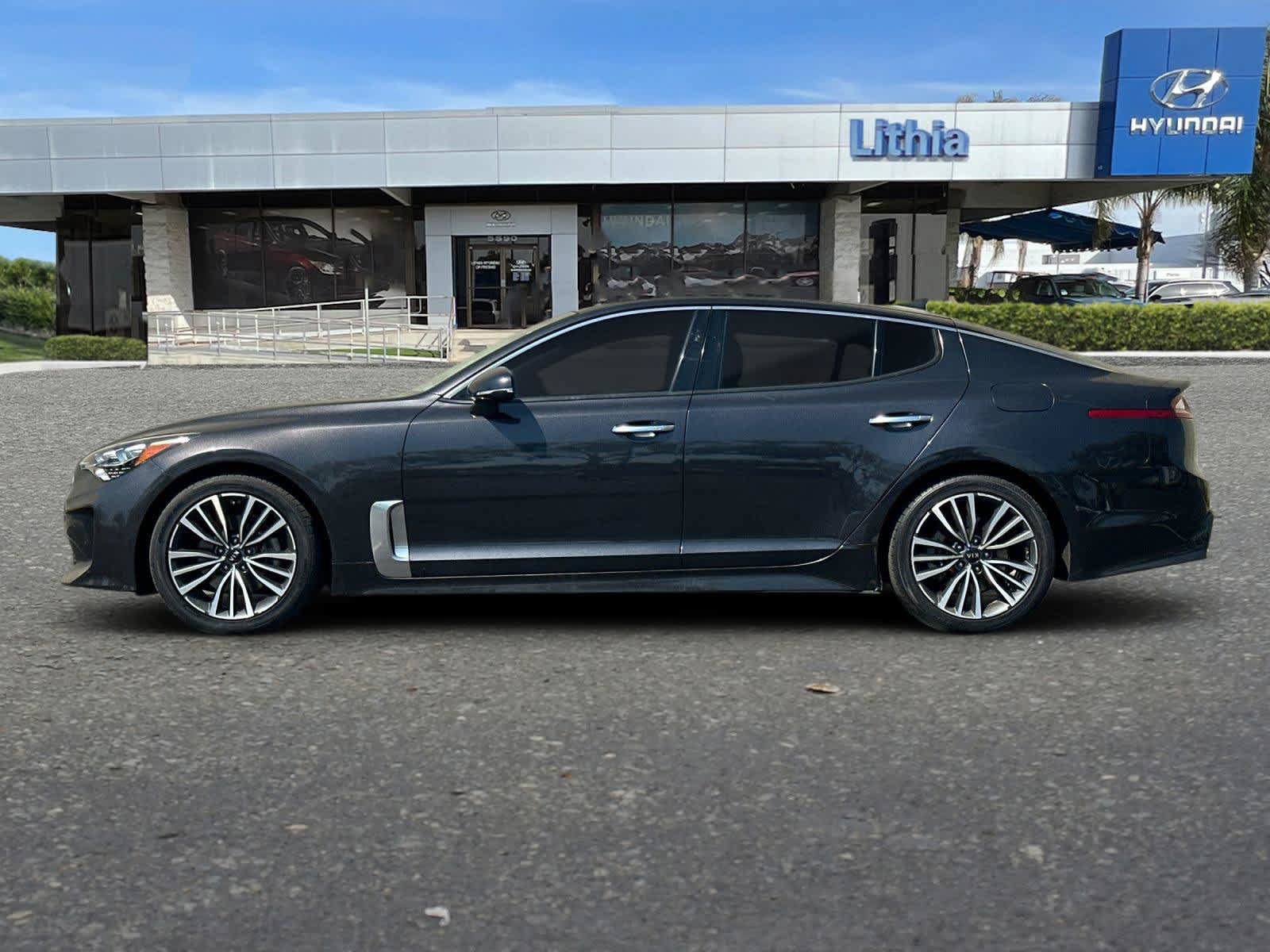 Used 2019 Kia Stinger Premium RWD image 6