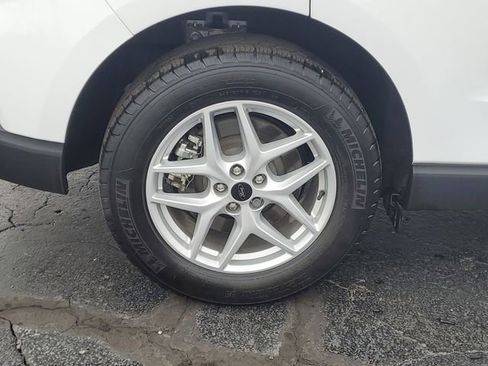 Used 2023 Ford Edge SEL w/ Convenience Package image 5