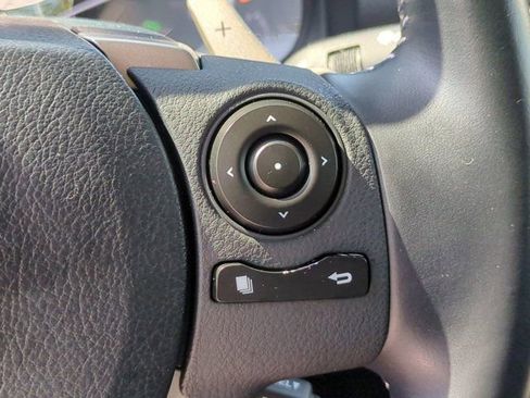 Used 2014 Lexus IS 350 w/ Luxury Package w/Gray Wood image 18