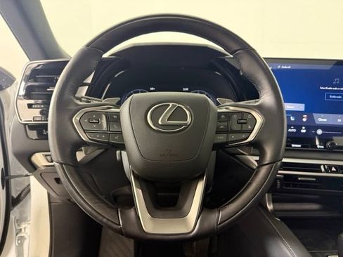 Used 2025 Lexus RX 350 Premium w/ Accessory Package (Z1) FWD image 32