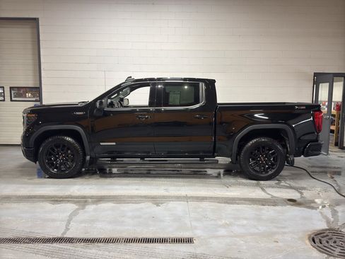 Used 2024 GMC Sierra 1500 Elevation w/ Elevation Premium Package image 2