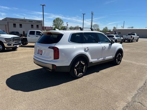Used 2025 Kia Telluride S image 5