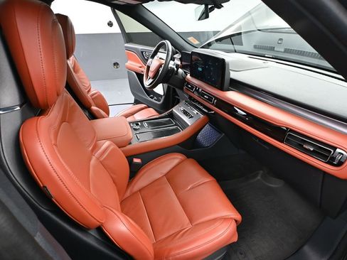 Used 2025 Lincoln Aviator Reserve w/ Equipment Group 201A image 61