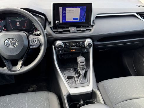 Used 2023 Toyota RAV4 XLE FWD image 17