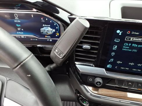 Used 2024 Chevrolet Silverado 1500 LT w/ Convenience Package II image 21