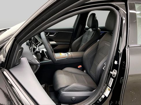 New 2026 Mercedes-Benz E 53 AMG e 4MATIC Wagon image 9