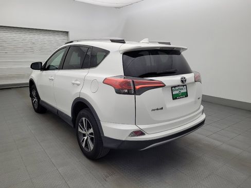 Used 2018 Toyota RAV4 XLE image 5
