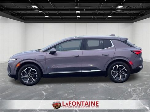 Used 2024 Chevrolet Equinox EV LT w/ LPO, Interior Storage Package image 2