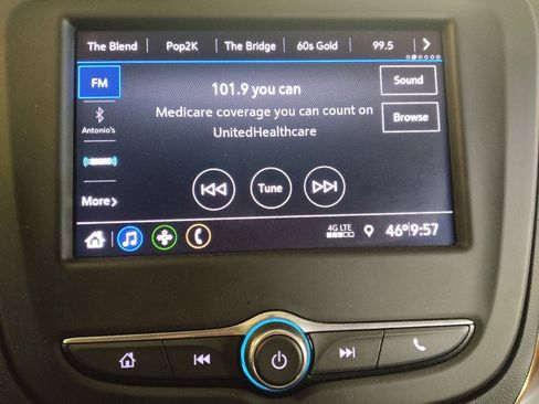 Used 2021 Chevrolet Equinox LT image 25