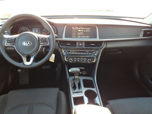 Used 2018 Kia Optima LX w/ Convenience Package FWD image 6
