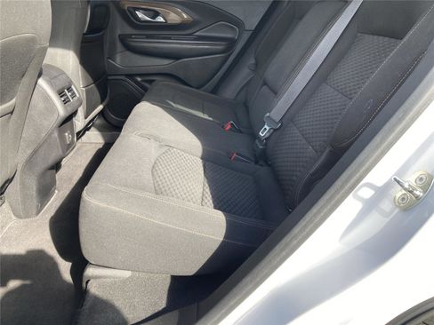 Used 2018 GMC Terrain SLE image 29