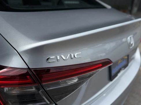 Used 2025 Honda Civic Sport Touring image 39