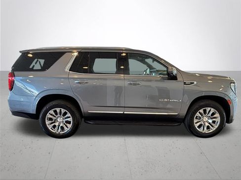 Used 2022 GMC Yukon Denali AWD/4WD image 6