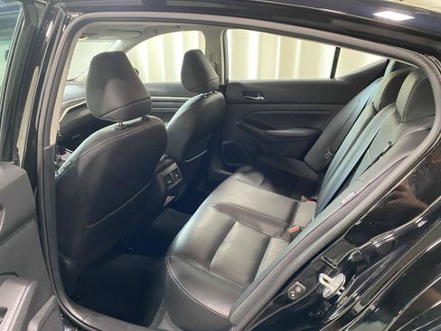 Used 2019 Nissan Altima 2.5 SL AWD/4WD image 15