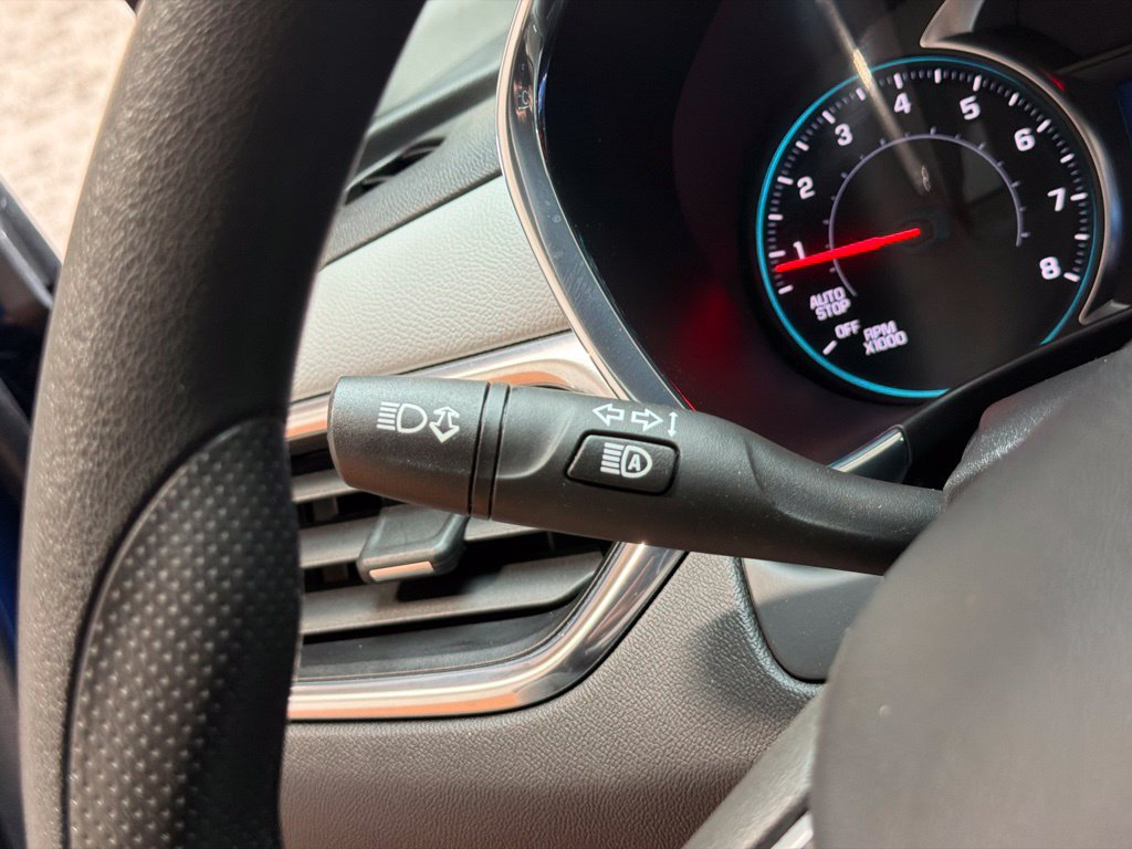 Used 2023 Chevrolet Equinox LS w/ LS Convenience Package FWD image 32