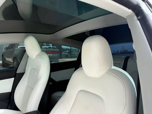 Used 2019 Tesla Model 3 Standard Range Plus RWD image 24