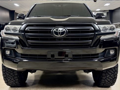 Used 2018 Toyota Land Cruiser w/ Carpet Mat Package AWD/4WD image 20