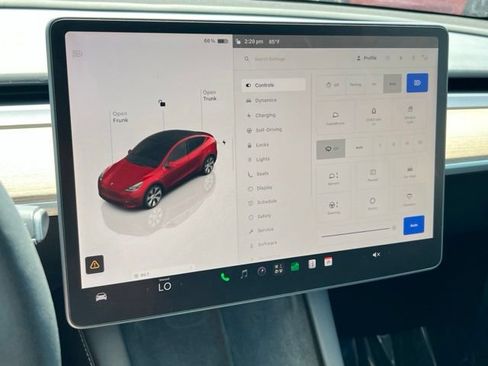 Used 2023 Tesla Model Y Long Range AWD/4WD image 23