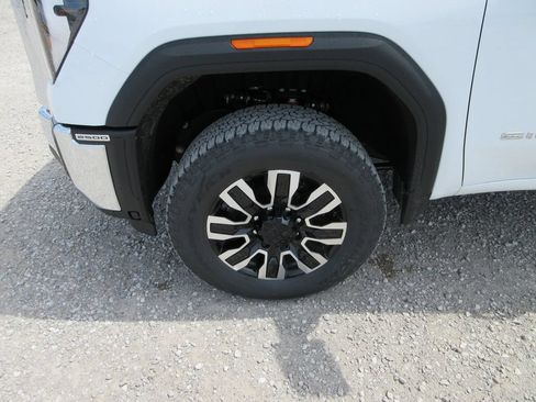 New 2026 GMC Sierra 2500 Pro AWD/4WD image 12